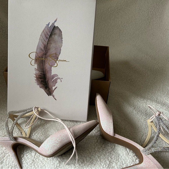 Because I bought them before my knee hurt and now I can't use them anymore. - Picture 2 of 4